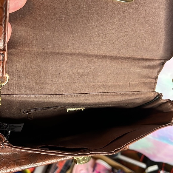 ALDO Brown Faux Crocodile Crossbody Bag - Picture 4 of 4